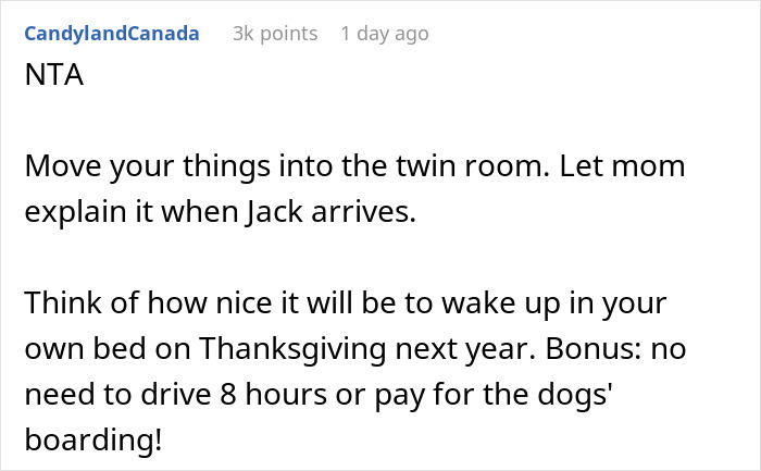 Reddit comment discussing moving to a twin room and avoiding long drives during family holidays.