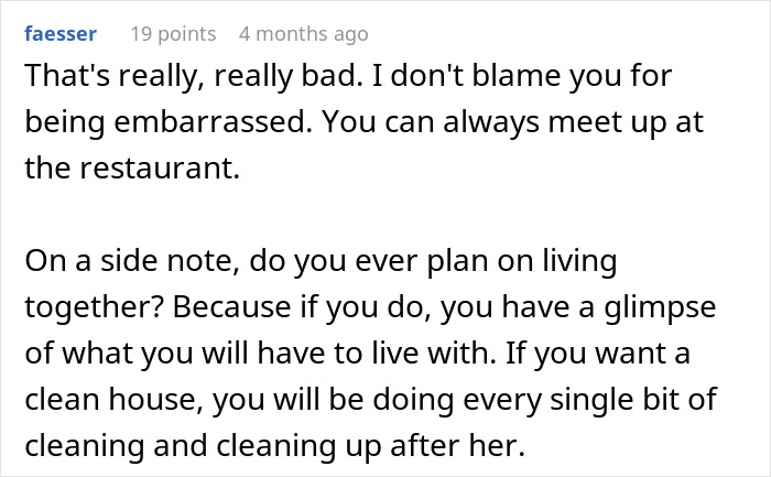 Comment discussing living with a messy girlfriend and advice on handling it.