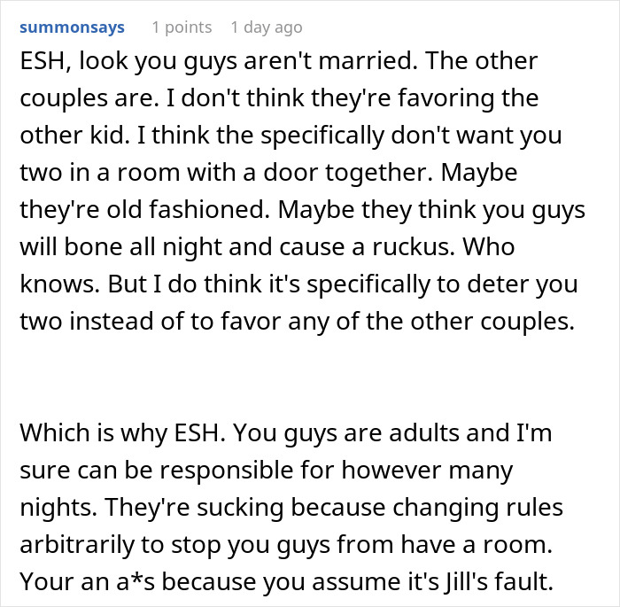 Reddit comment discussing couple on air mattress during family holidays, addressing relationship and family dynamics.