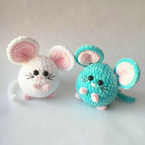 crochet-mice-picture-6732282444891.jpg