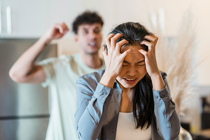 “I Think That I Have To Break Up With My Fiancé After He Embarrassed Me In Public Over A Sandwich”