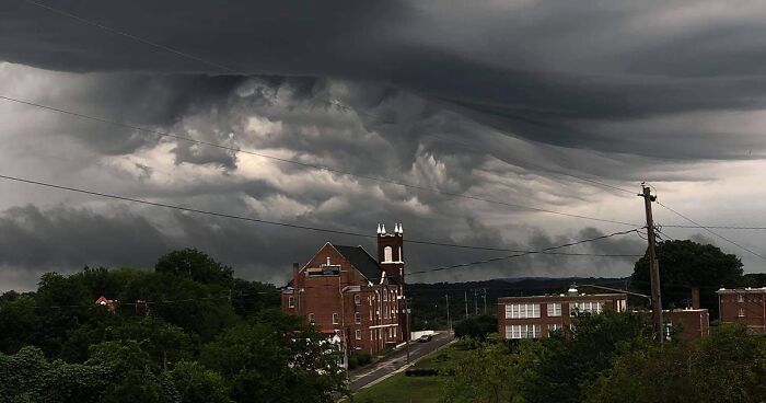 130 Extraordinary Cloud Formations You Might Not Believe Are Real