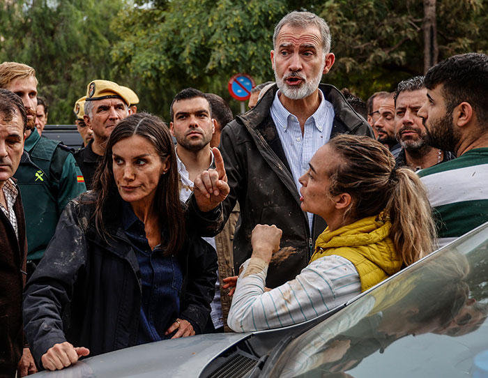 Angry Crowd Throws Mud At Spain’s King Felipe And Queen Letizia Over Number Of Flood Victims