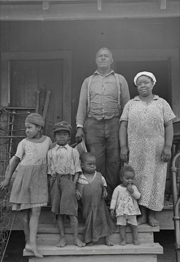 Former Sharecroppers, Just Before Moving To Southeast Missouri Farms. 1938