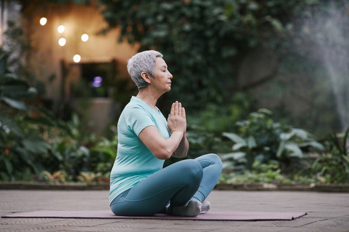 "Can't Align Their Chakras": Woman Stands Her Ground Against "Hippie" Neighbor’s Demands