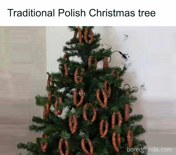 Polish Christmas tree decorated with pretzels as part of a meme.