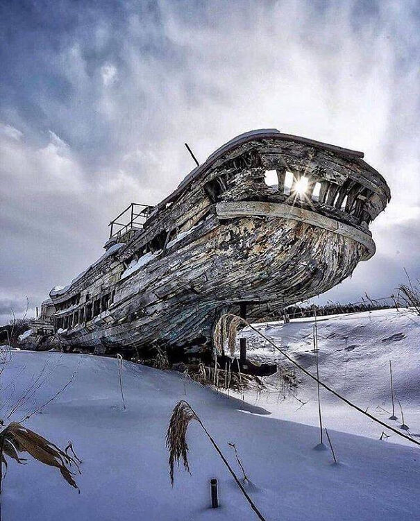 Abandoned Ship