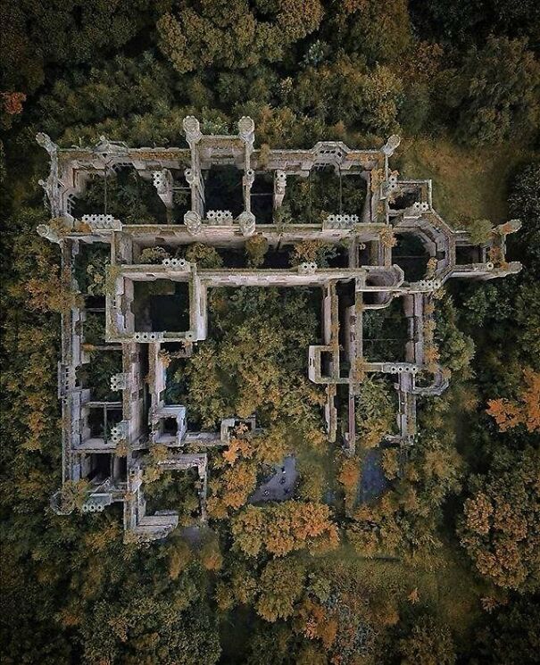 Ruins Of Dunmore Park House, Dunmore, Scotland, UK