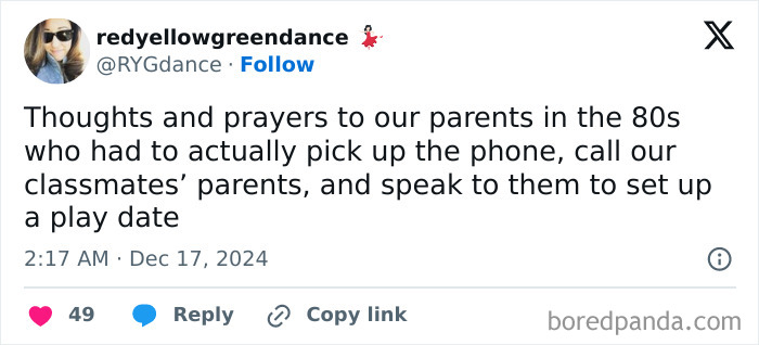 Funny tweet about 80s parents needing to call other parents for play dates.