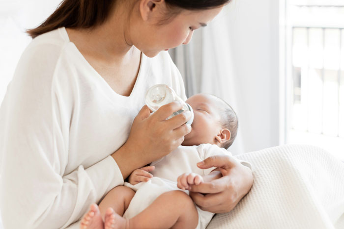 Roommate Claims Baby Formula Is "Poison," Throws All Of It In The Trash