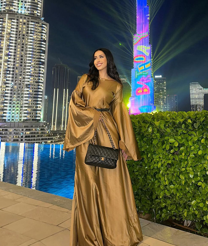 People Slam “Materialistic” Dubai Housewife After “Tone-Deaf” Display Of Christmas Gifts