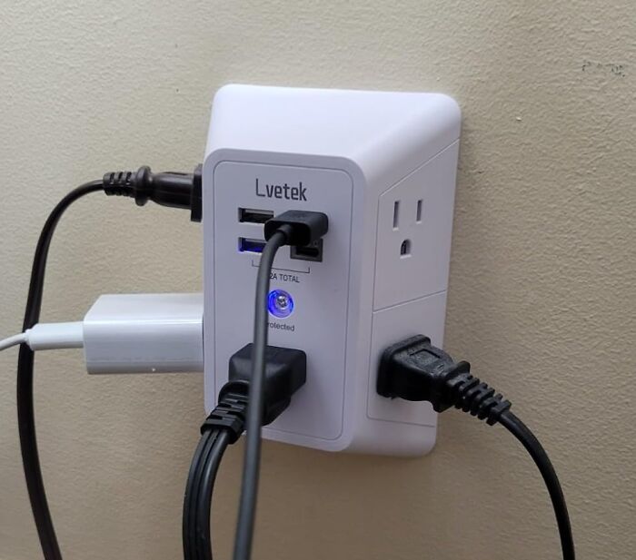 Power-Hungry Households Scored Big This Black Friday With Outlet Extenders With USB Ports And Surge Protectors. These Versatile Gadgets Keep All Your Devices Charged And Protected, A Must-Have For Tech-Savvy Shoppers Looking To Simplify And Safeguard Their Setups!