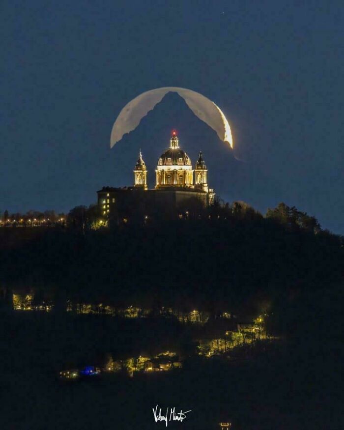 Italian Photographer Waits 6 Years To Get Perfectly Aligned Photo Of The Moon, A Mountain, And A Basilica