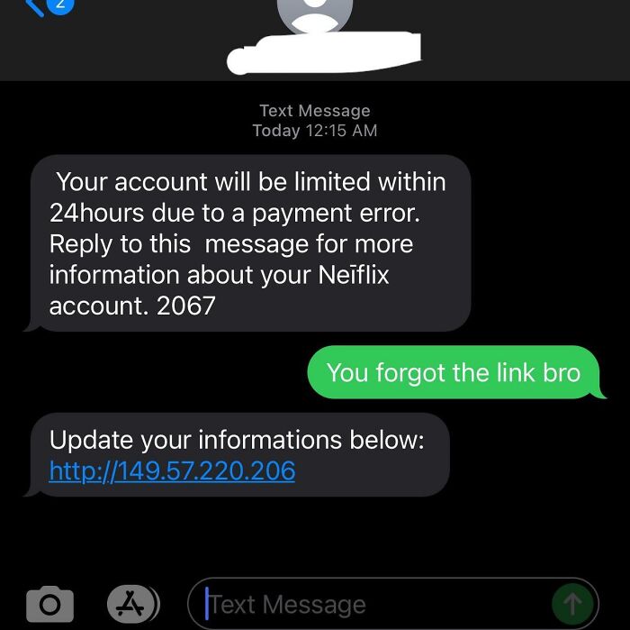 Scam text message claiming a payment error with a phishing link, replied to humorously.