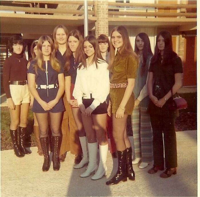 1971 Girl’s Basketball Team From Local High School