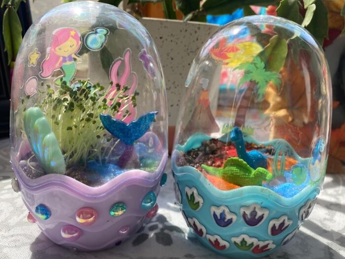 Mermaid and dinosaur themed mini gardens as last minute budget gifts.