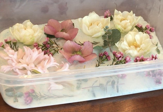 Preserve Nature’s Beauty: Using Silica Gel For Drying Flowers