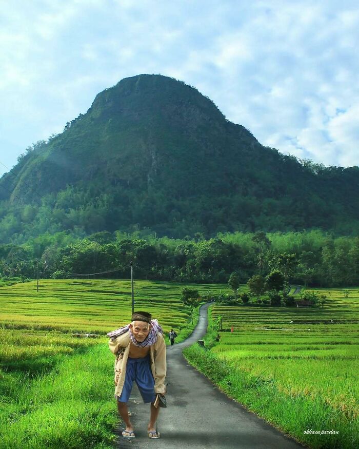 34 Vibrant And Authentic Photos Of Indonesia’s Daily Life Captured By A Local Photographer