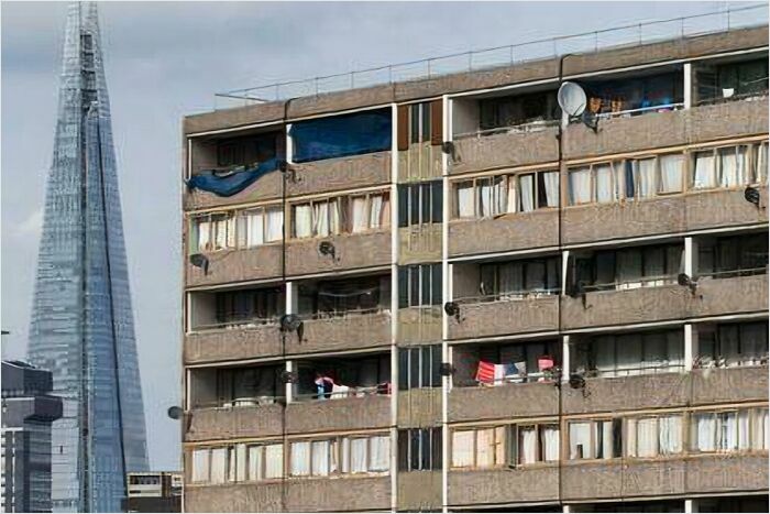 Perfect Image To Show Wealth Disparity. London, England