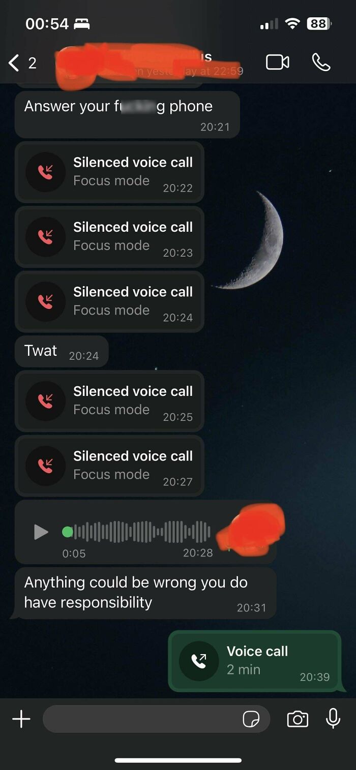 Text message exchange showing missed calls in focus mode and a conversation about responsibility.