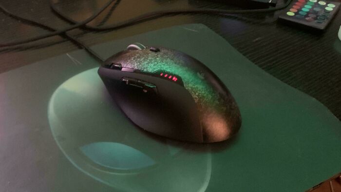 I’ve Had This Same Logitech G500 Mouse For Over 14 Years, Probably The Best $60 I’ve Ever Spent