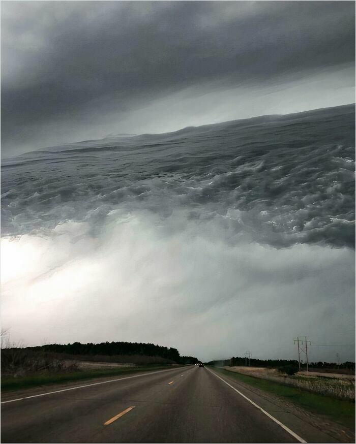 The Sky Looks Way Too Much Like A Gigantic Wave