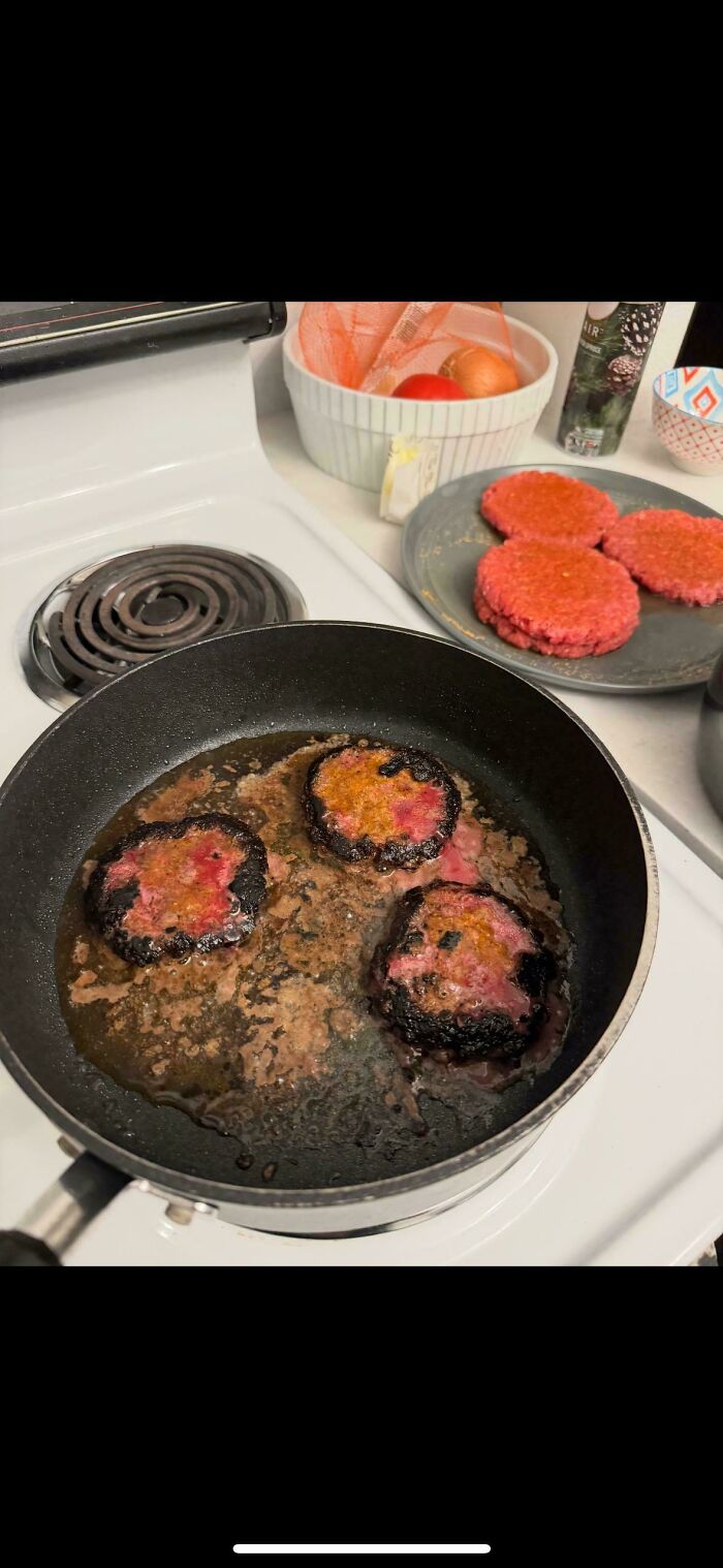 The Night My Husband Made Burgers For The First Time. He Set Off The Fire Alarm 4 Times