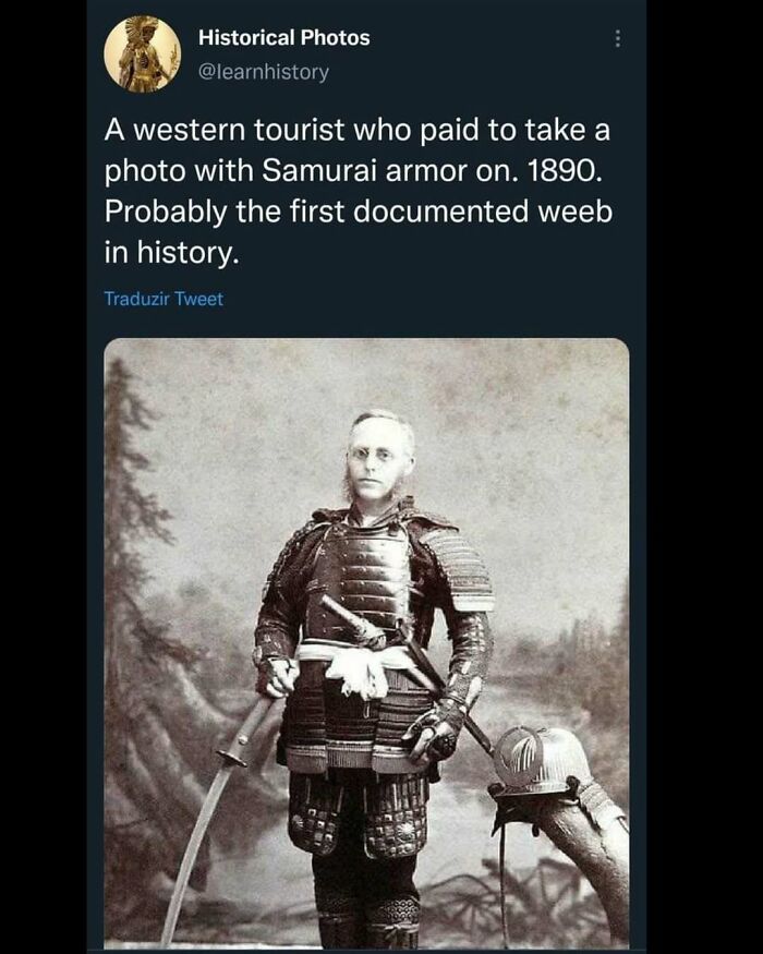 Historical meme with a Western tourist in Samurai armor, humorously depicting cultural fascination in 1890.