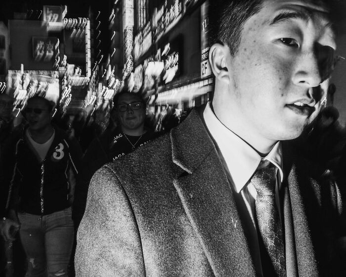 "Tokyo No-No" By Ghawam Kouchaki: A Powerful Lens On Modern Alienation (20 Pics)