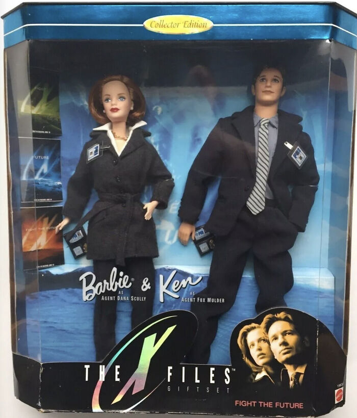 After Many Years Of Being A Big Fan Of The Show "Santa" Got Me My Own Mulder And Scully, Yay!