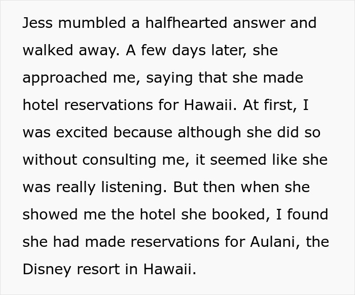 Text screenshot discussing hotel reservations in Hawaii, reveals booking at Disney resort Aulani.