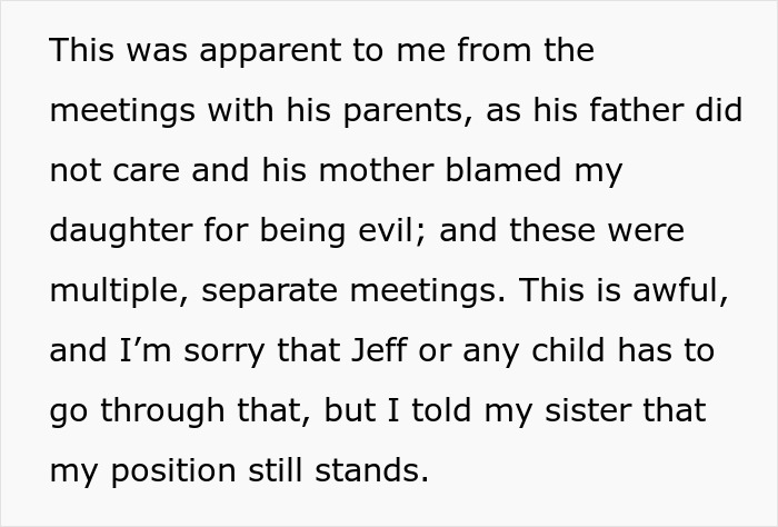 Dad And Daughter Refuse To Attend Family Trip Over One Person: "Really Need A Wake-Up Call"