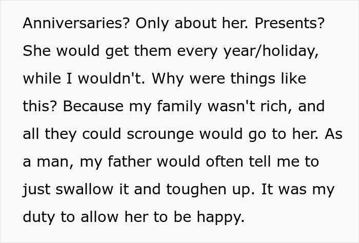 Text discussing familial gift expectations related to money and gender roles.