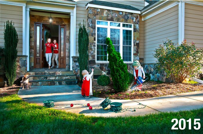 This Family Has Perfectly Captured Holiday Madness In Their Hilarious Christmas Cards Since 2014