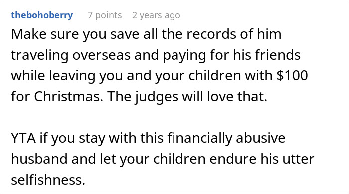 Online comment criticizing a man for leaving $100 for his family's Christmas while vacationing overseas.