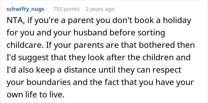 Reddit comment discussing refusal to babysit sister's kids, emphasizing boundaries and childcare planning.