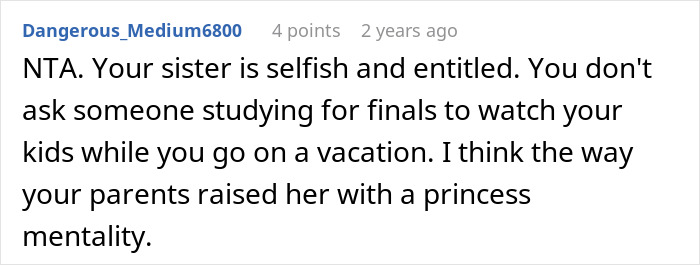 Reddit comment text criticizing a sister's demand for babysitting during finals.