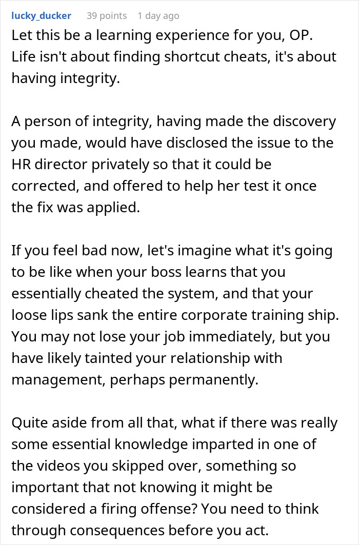 A Reddit comment on HR director's mental breakdown aftermath and integrity.