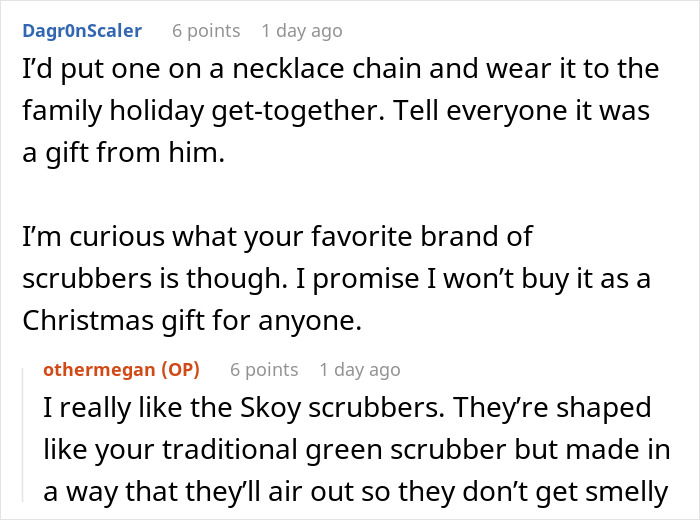 Reddit conversation about Skoy scrubbers as a potential Christmas gift early in a lighthearted context.