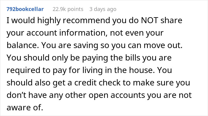 Text advice on financial independence in family contexts, highlighting account privacy for mother-money-family-emergency situations.