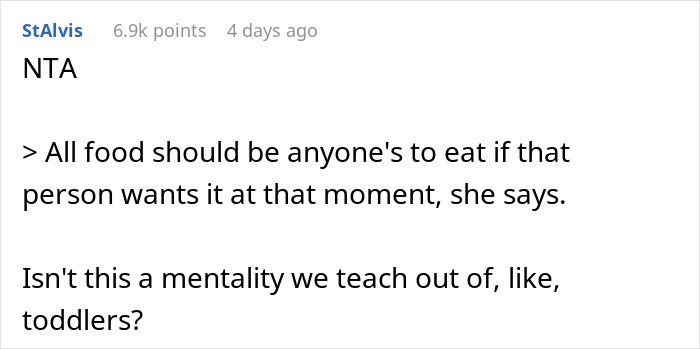 Reddit comment about food sharing, discussing the mentality of eating freely.