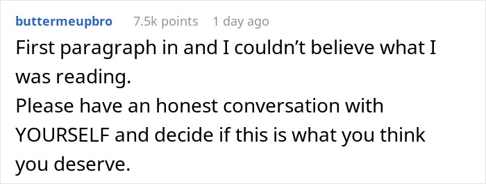 Screenshot of a Reddit comment discussing a 50/50 bill split in relationships.