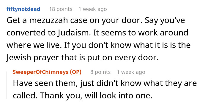 Reddit thread discussing mezuzah cases as a tactic, highlighting experiences with persistent Mormons.