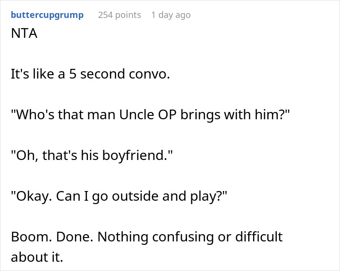 Reddit comment discussing family dynamics involving boyfriend's presence at events.