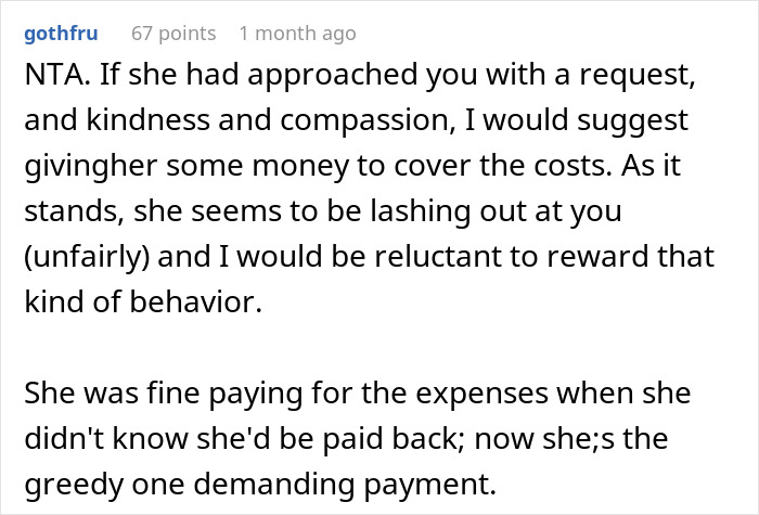 Reddit comment discussing funeral costs and repayment related to life insurance.