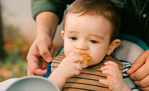 Vegetarian Mom Fears Family Will Feed Baby Meat Behind Her Back, Seeks Perspective Online