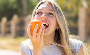 Lady Finishes Her Share Of Persimmons, Tries To Steal Hubby’s, Livid When He Won’t Let Her