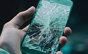 “[Am I The Jerk] For Refusing To Pay For My MIL’s Broken Phone Screen After My Toddler Threw It?”