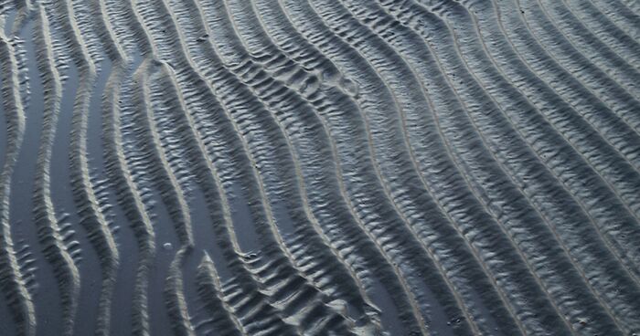 40 Breathtaking Wave Photos That Capture The Ocean’s Energy, By Rachael Talibart