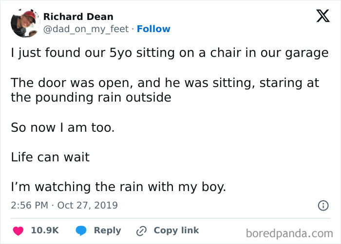 Tweet about a father and son bonding while watching rain together; a wholesome moment to brighten your day.